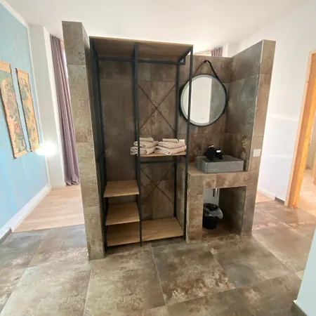 Appartement H-36 - Bright Collection *