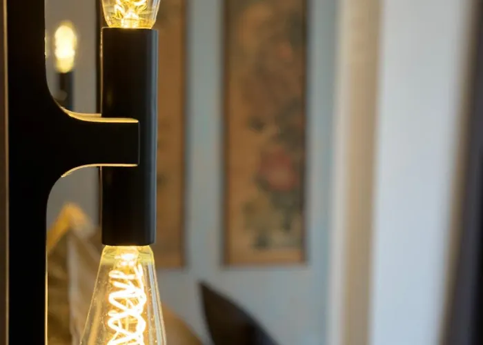 H-36 - Bright Collection Apartment